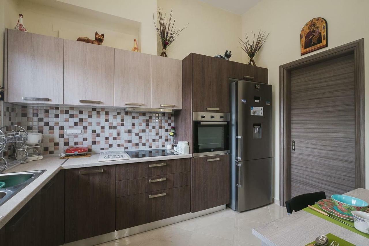 Spacious Home With Parking Chania  Luaran gambar